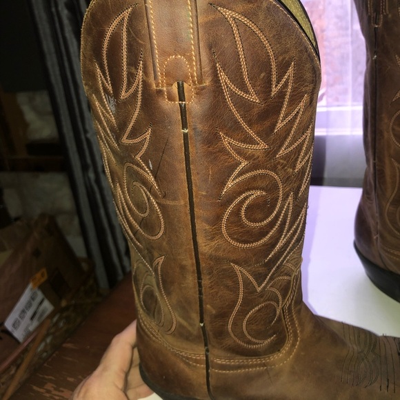 Vibram men’s/ woman’s cowboy boots, embroidered design, Lets ride. - Picture 15 of 16